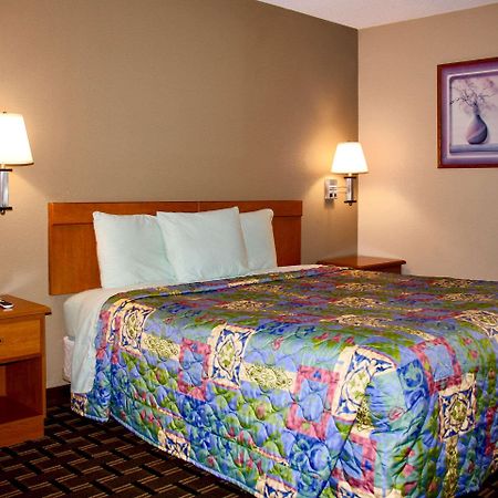 Rodeway Inn University Area Charlotte Ngoại thất bức ảnh